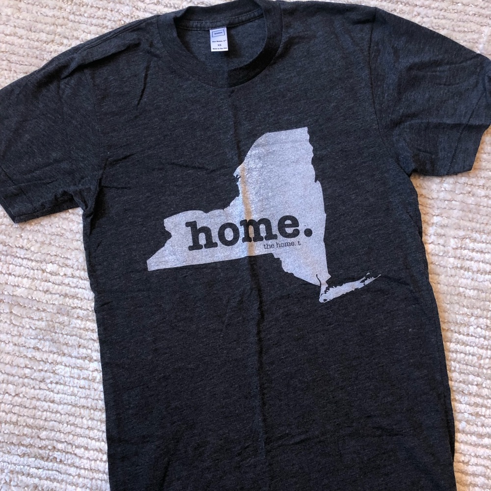 Official Home merchandise. New York tee. Size XS